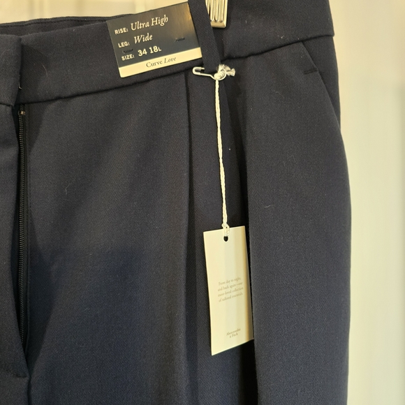 Abercrombie And Fitch Navy Women's Pants - Picture 2 of 6